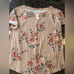 Maurice’s tshirt size XL. NWT